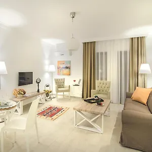 Apart Otel Rodina, Kuşadası